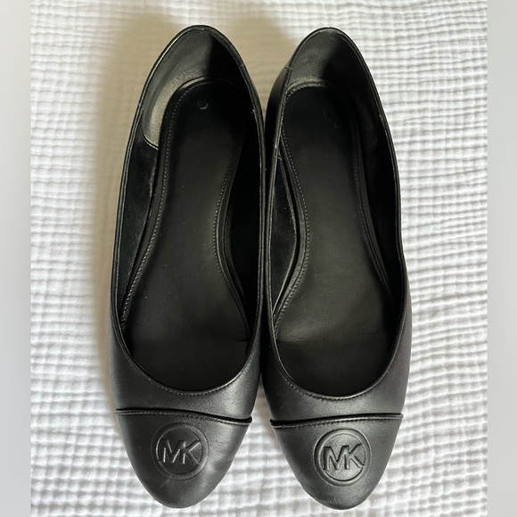 Michael Kors Black Flats - Picture 1 of 4